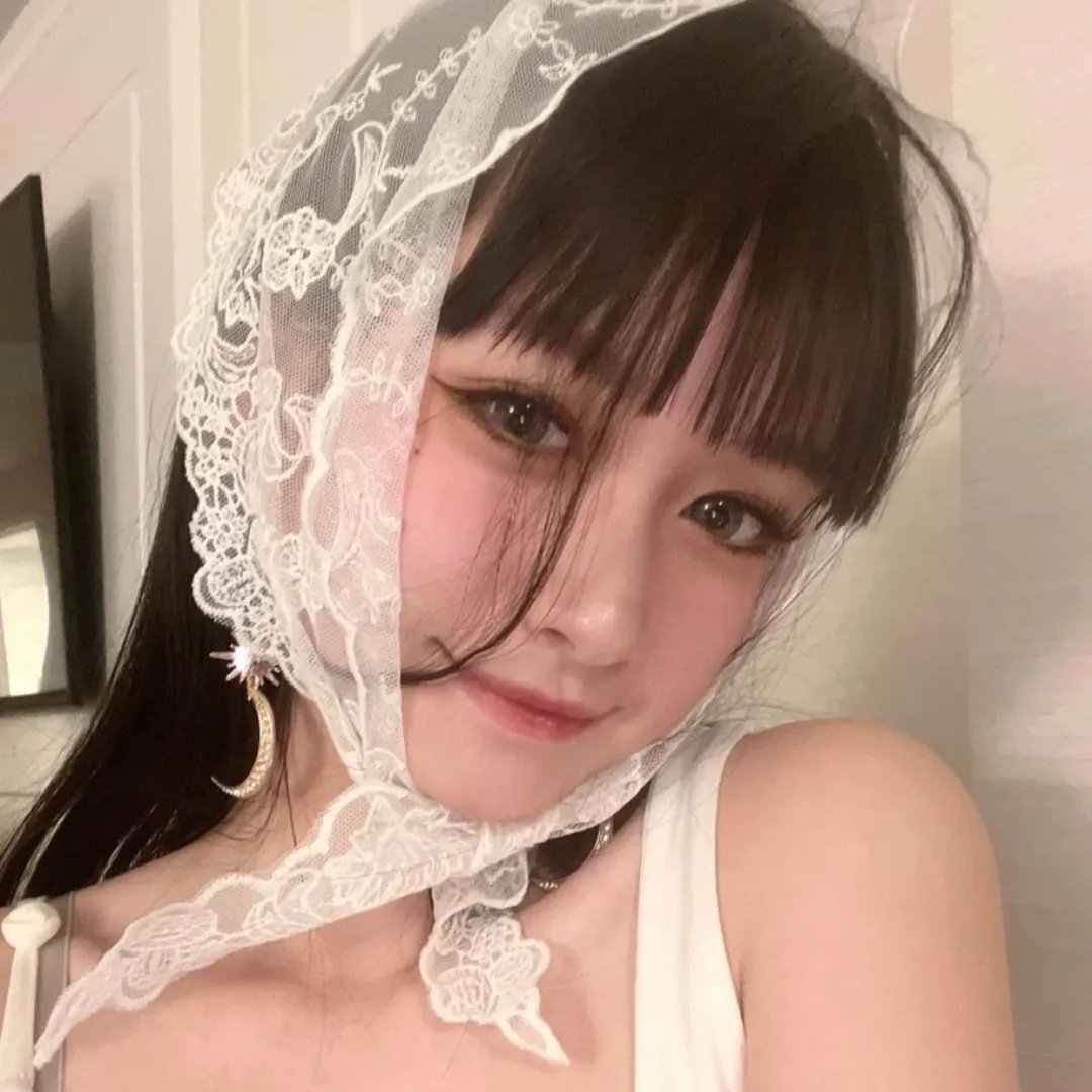 草裙春色
